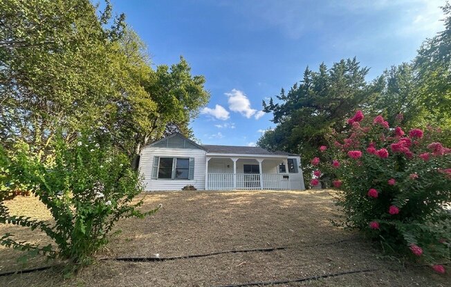 314 W CLARENDON DR