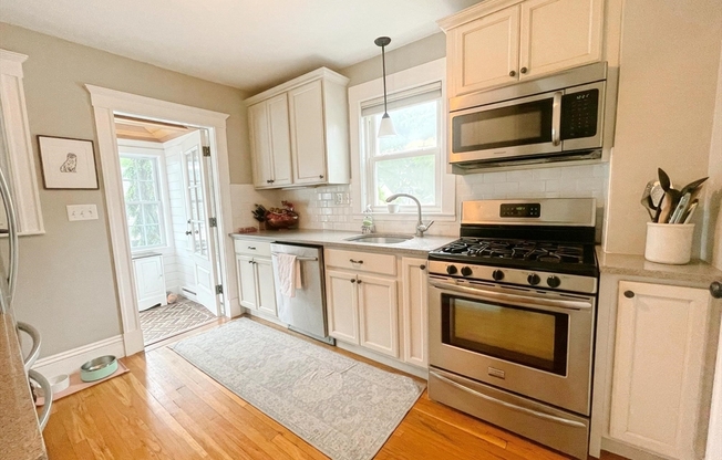 136 AUDUBON RD