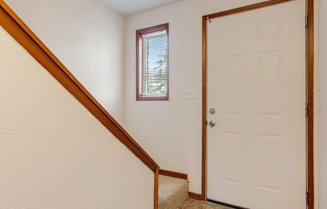 2 beds, 1.5 baths, 1,100 sqft, $1,750, Unit 35