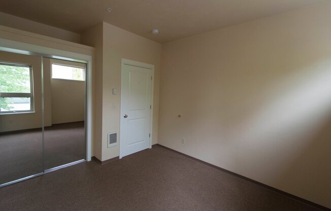 3 beds, 2 baths, 1,322 sqft, $3,240, Unit 01