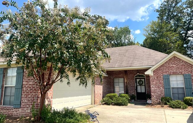 3 Bedroom in Flowood For Rent!