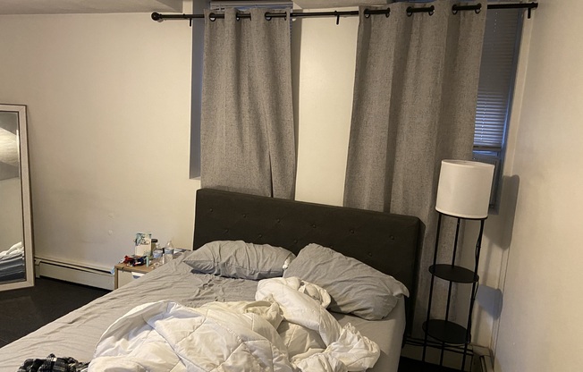 2 beds, 1.5 baths, $3,200, Unit 103