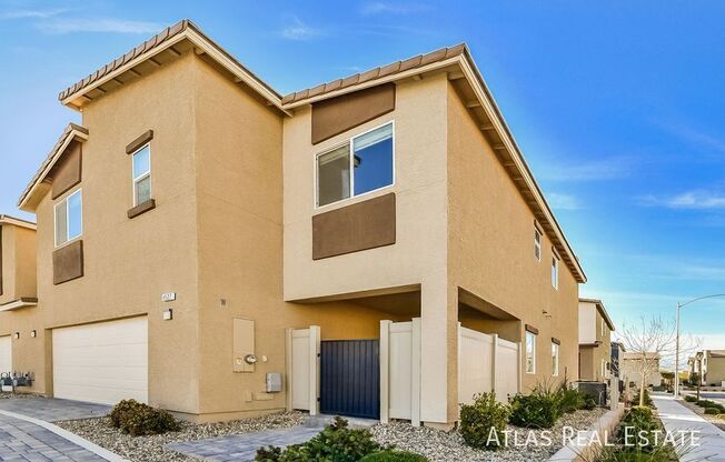 4527 SAPPHIRE MOON AVE