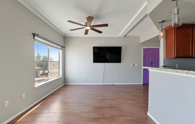 1 bed, 1 bath, $1,395, Unit UNIT 2075
