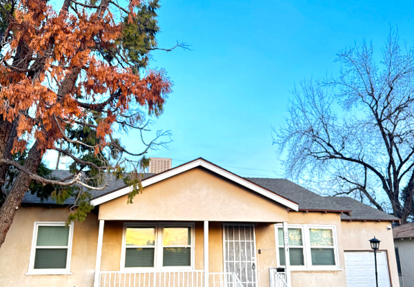 2204 BARNETT AVE