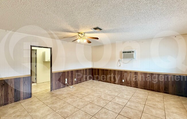 5625 W CAMPO BELLO DR