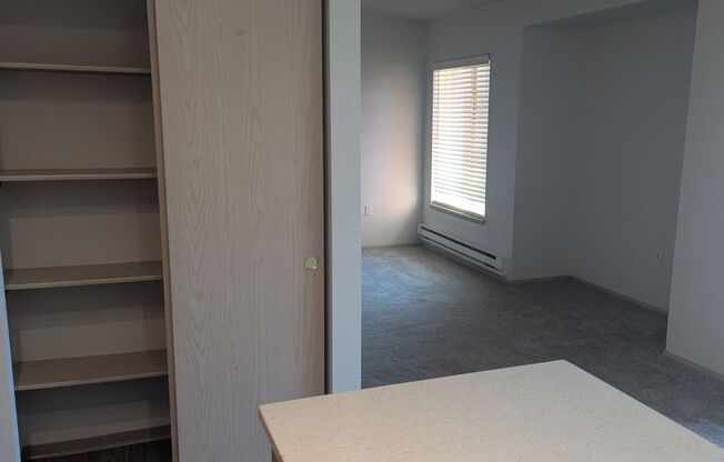 2 beds, 1 bath, 878 sqft, $1,775, Unit E202