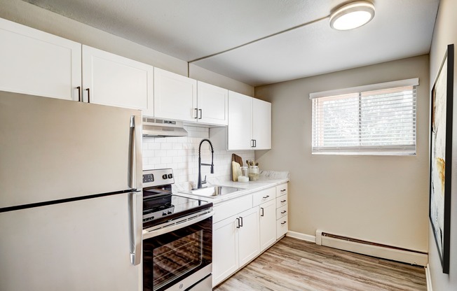 Unit Kitchen