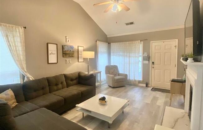 Charming Single Level 2 Bedroom + 2 Bathroom + Screened Porch + 1,078sf End Unit Townhome in Pelham