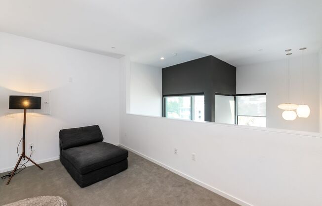 2 beds, 2 baths, 1,084 sqft, $5,150, Unit 610