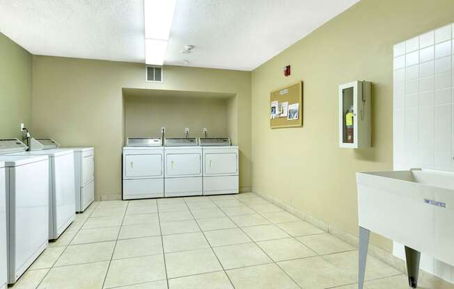 Willow Creek Apartments in Plymouth, MN Laundry Room