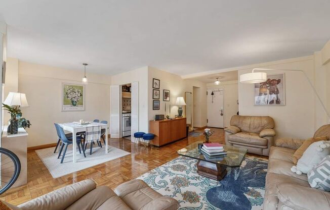 1 bed, 1 bath, 825 sqft, $4,245, Unit E5E