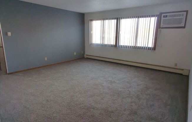 2 beds, 1 bath, 815 sqft, $925, Unit 1034-041