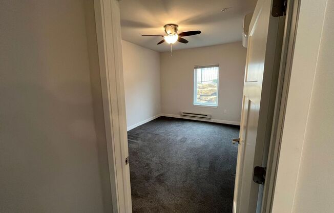 3 beds, 2 baths, 1,448 sqft, $2,095, Unit Lime 428