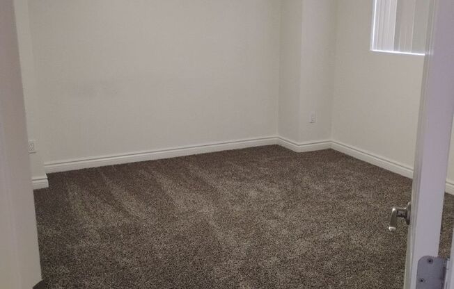 2 beds, 2 baths, 984 sqft, $1,650, Unit 254