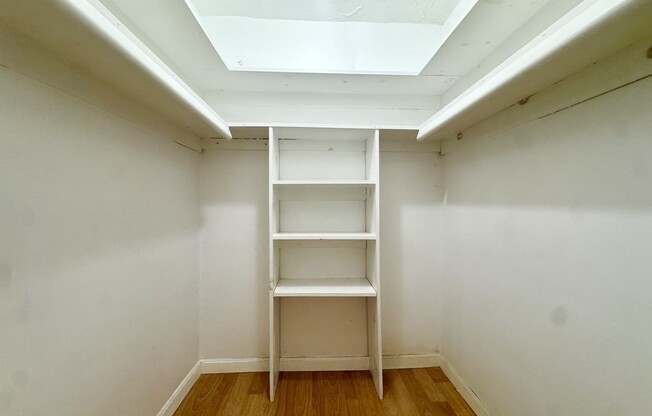 1 bed, 1 bath, 650 sqft, $2,400, Unit 3F