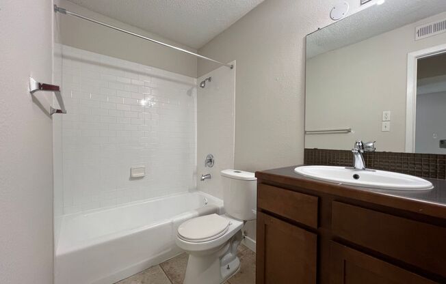 1 bed, 1 bath, 596 sqft, $1,299, Unit WIL-339