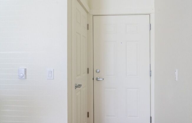 1 bed, 1 bath, 690 sqft, $1,499, Unit 212-220