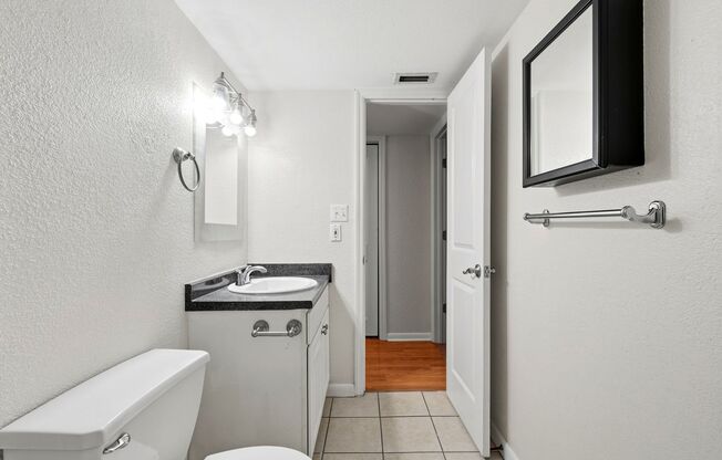 Live in the heart of Gainesville at Hawthrone Reserve