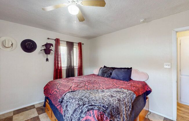 4 beds, 1 bath, $1,850