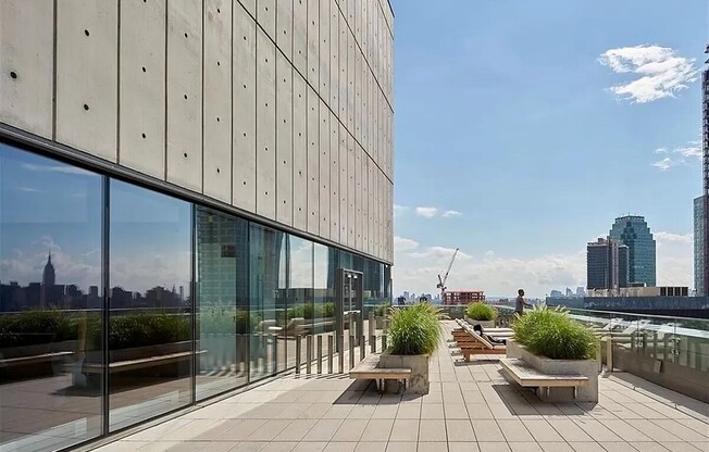 1 bed, 1 bath, $4,701, Unit 27B
