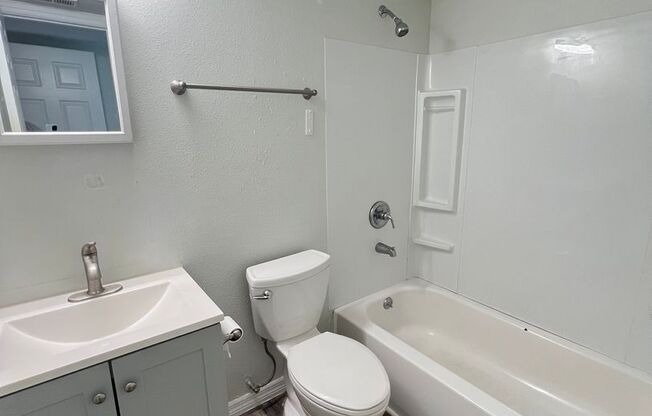 2 beds, 1.5 baths, 800 sqft, $1,495, Unit 133