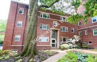 1307 N Ode St Apt 402