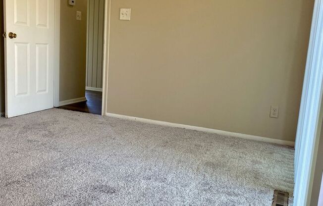 1 bed, 1 bath, 564 sqft, $785, Unit 65B