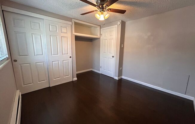 2 beds, 1.5 baths, $1,400