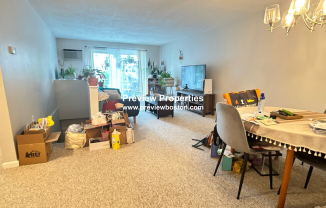 73 CHARLESBANK RD