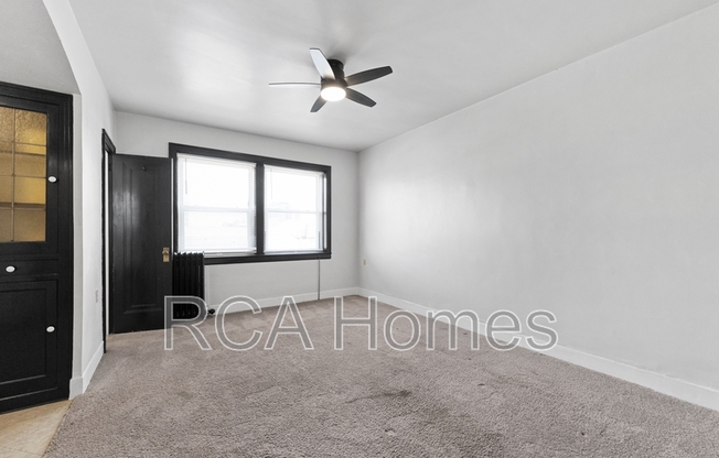 37 W SAINT CLAIR ST