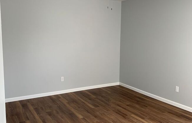 2 beds, 1 bath, 950 sqft, $1,175, Unit 1140 Highfield Ct. #304