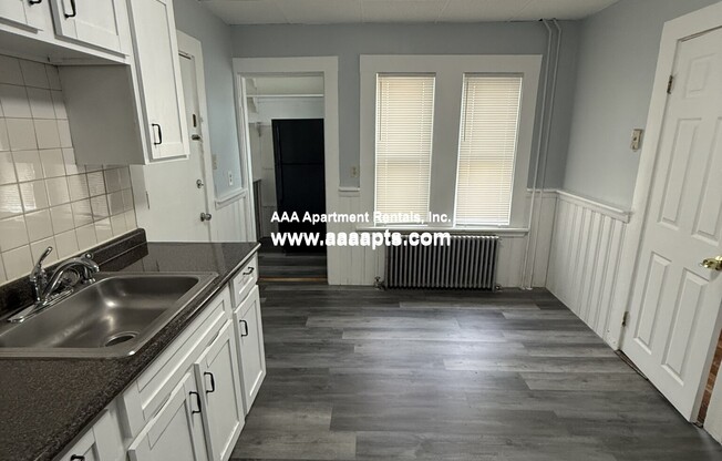 8 HALL AVE