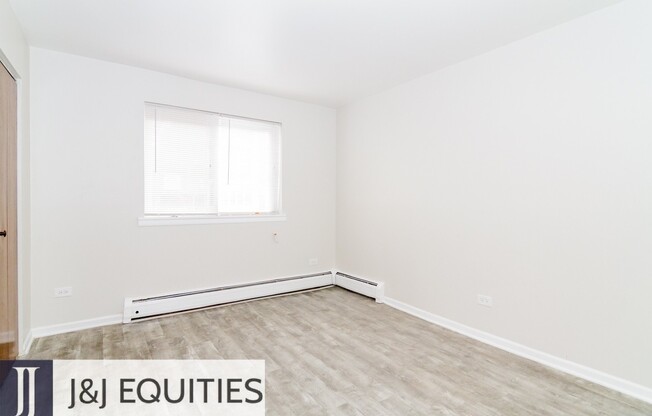 1 bed, 1 bath, $1,350, Unit 421