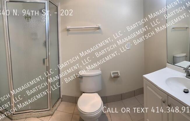 4340 N 94 ST