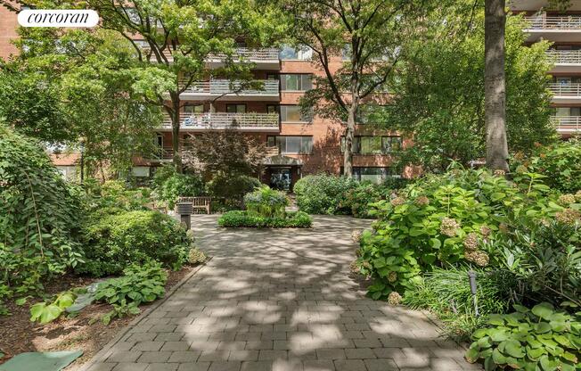 2 beds, 2 baths, 1,142 sqft, $6,400, Unit 18C
