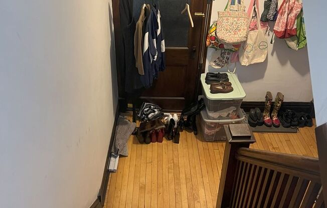 1202 W MONTANA GDN