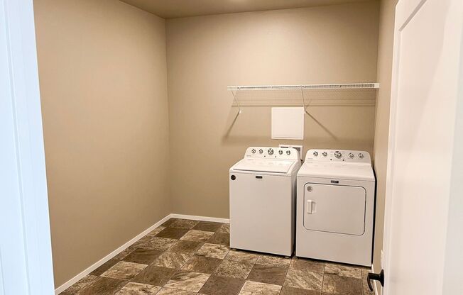 2 beds, 2 baths, 1,092 sqft, $1,750, Unit Bldg 5 Apt 5300