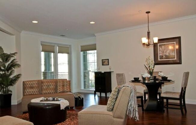 Condo in Willow Glen Place