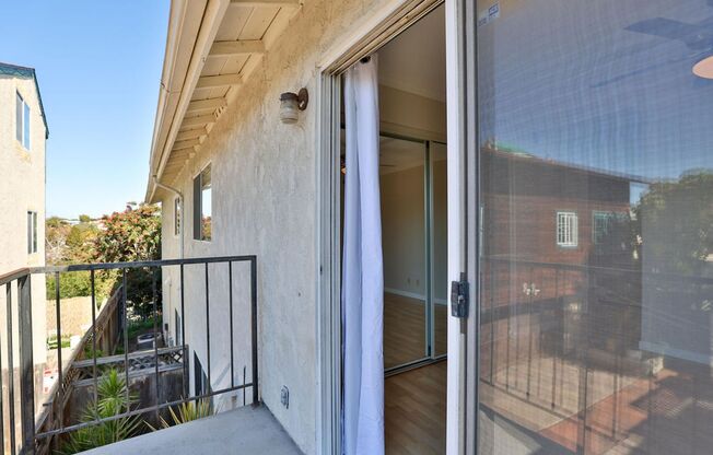 2 beds, 2 baths, $2,900, Unit Apt 104