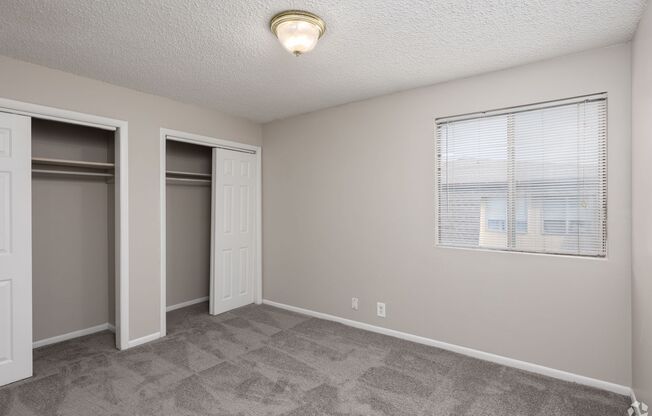 2 beds, 1 bath, 900 sqft, $1,285