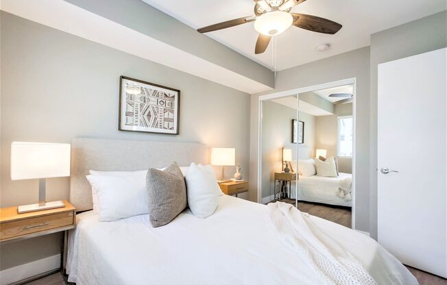 3 beds, 2.5 baths, 1,222 sqft, $3,295, Unit 34