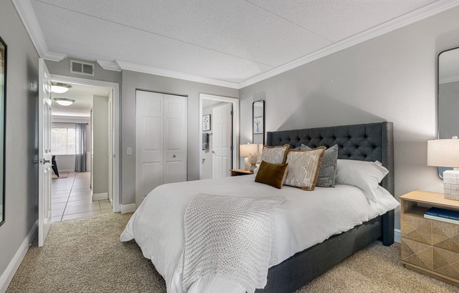 Wellington, FL apartment homes | Palm Court at Wellington Apartments | Apartments for rent in Wellington, FL