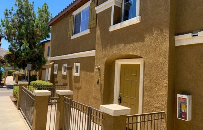 2 bedroom Condo available for LEASE in Moreno Valley!