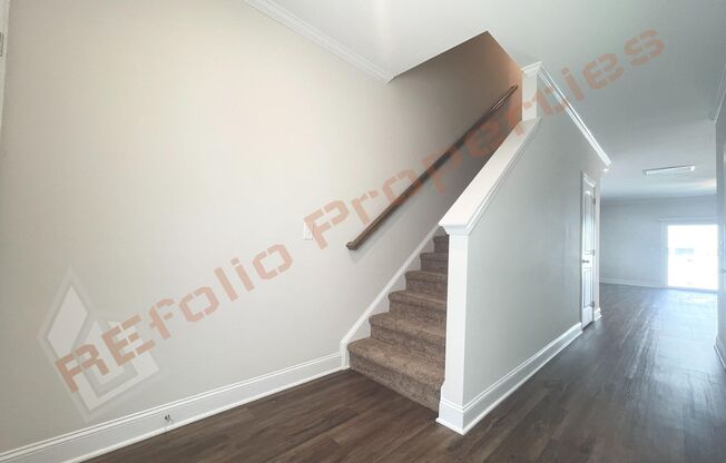 Great Opportunity! Lovely 3 Bedroom 2.5 Bathroom Townhome w/ 1-Car Garage in Riverwalk, Raleigh. Available June 7th!