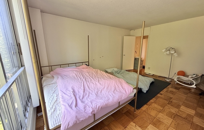1 bed, 1 bath, 880 sqft, $2,950, Unit 424