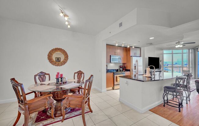 1 bed, 1 bath, $1,925, Unit # 811