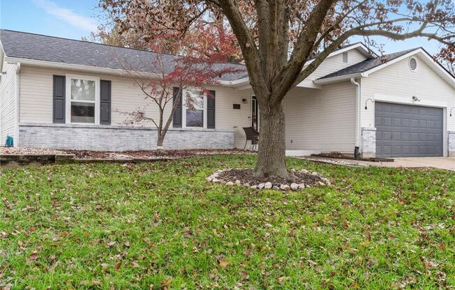 3 beds, 3 baths, 1,434 sqft, $2,200, Unit Mount Olympus Ct 106