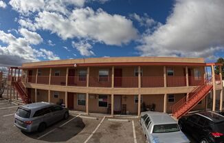 Foster Apts 637/8 Apt Complex