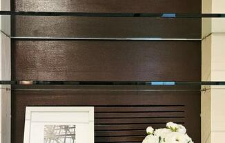 205 W 57 ST